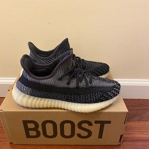 Yeezy 350 boost V2